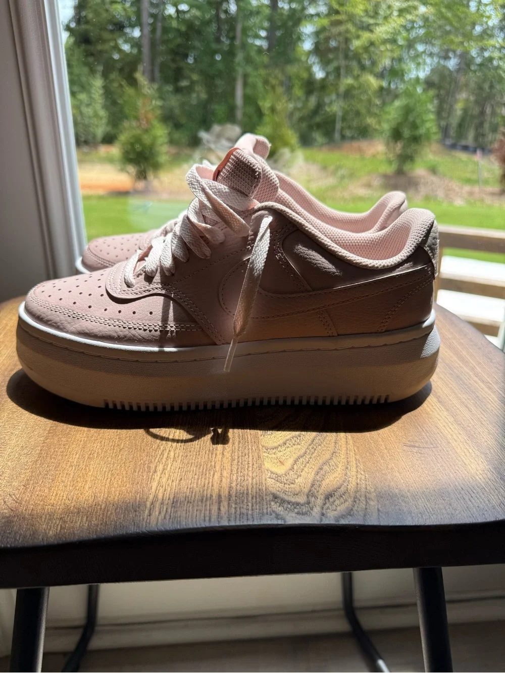 Nike low top